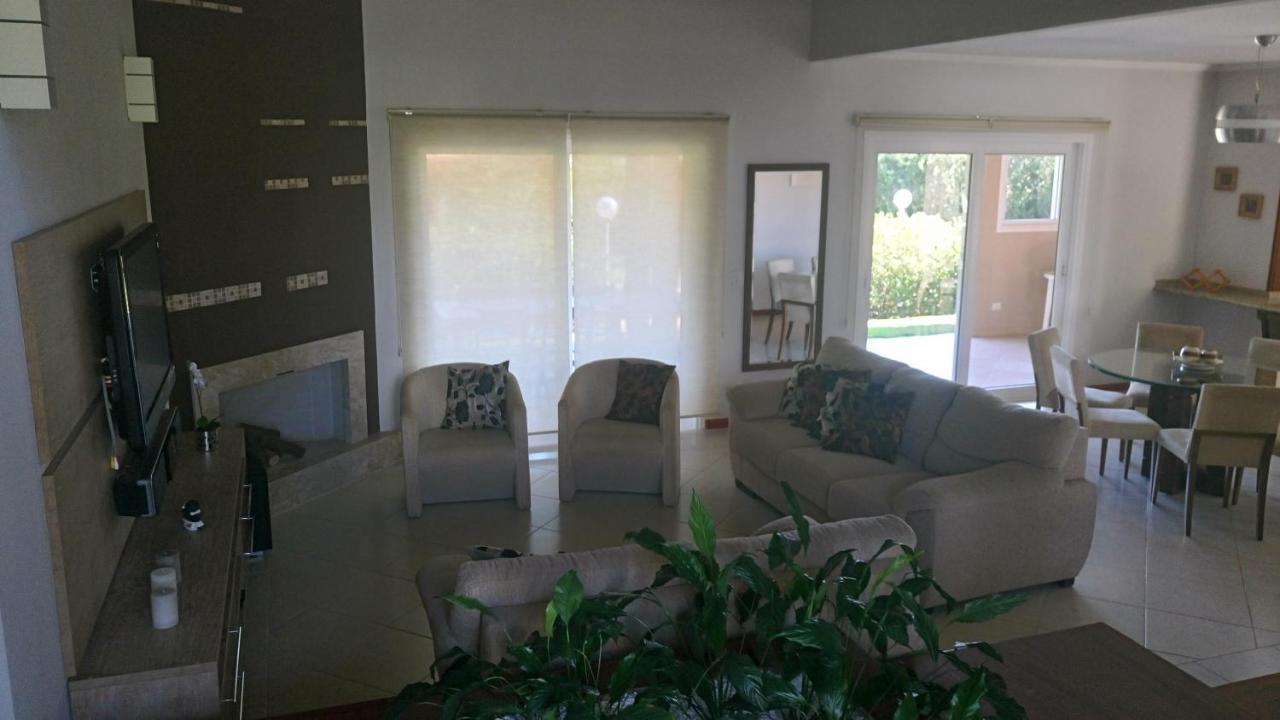 Linda Casa De Campo - Proximo A Sp - Wi-Fi Gratis Бом Жезус дус Пердоес Екстериор снимка
